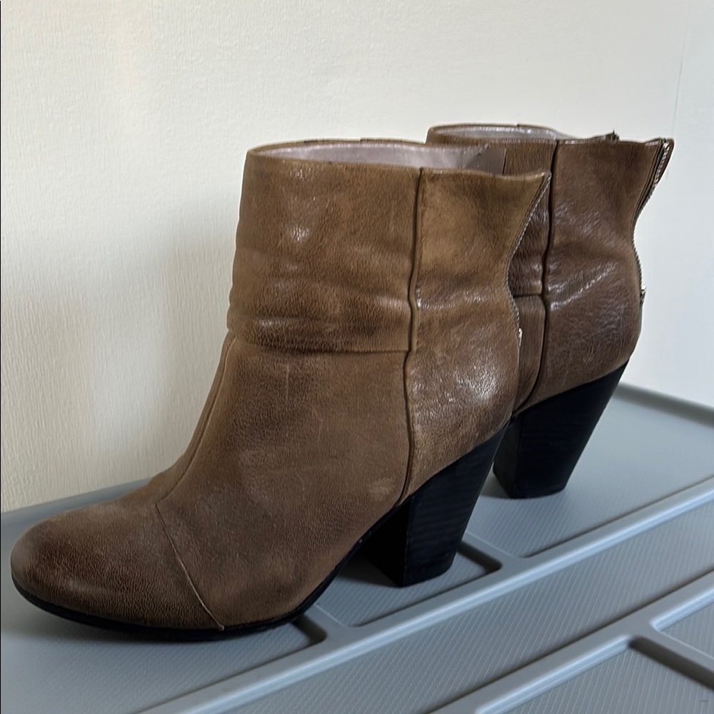 Vince Camuto Tan Leather Ankle Booties